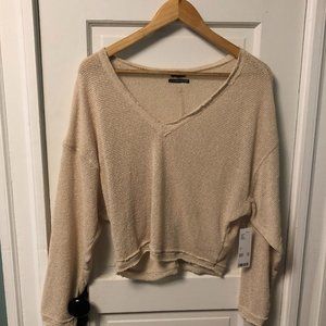 Urban Outfitters cropped lightweight sweater - NWT